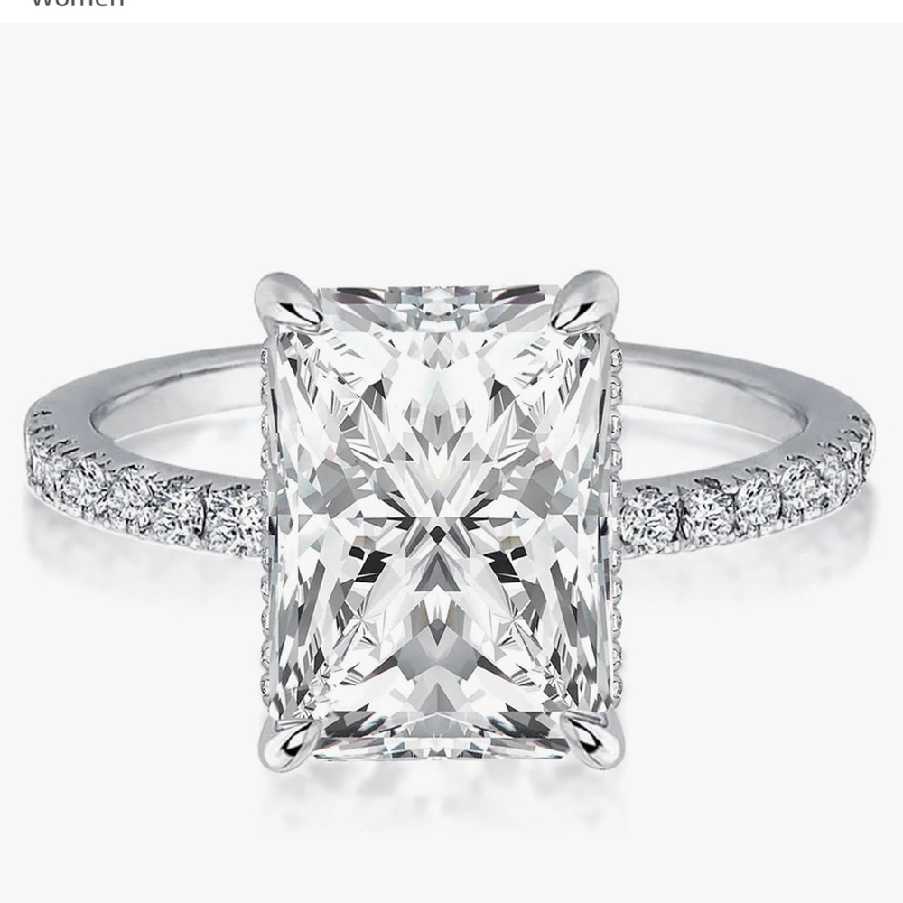 AUROGEM 3.5 Carat White Gold S925 Radiant Cut Ring with Cubic Zirconia Sz 7 NWT